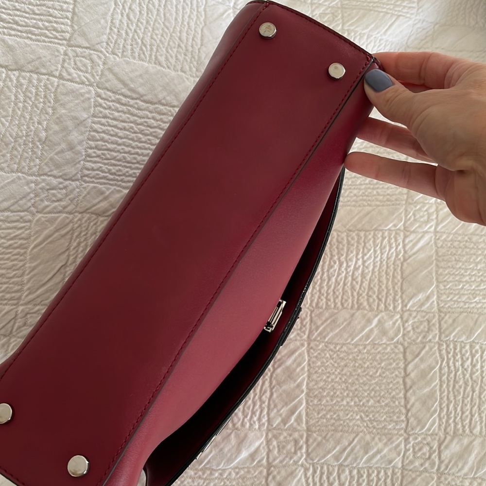 Handbag - Picture 5 of 7